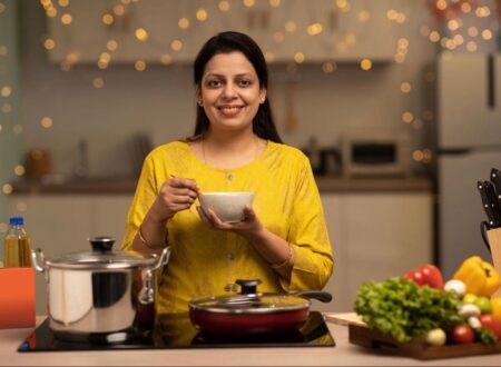 Healthy Indian meal plan for PCOS showing balanced diet with fruits, vegetables, whole grains, and protein-rich foods for hormonal balance